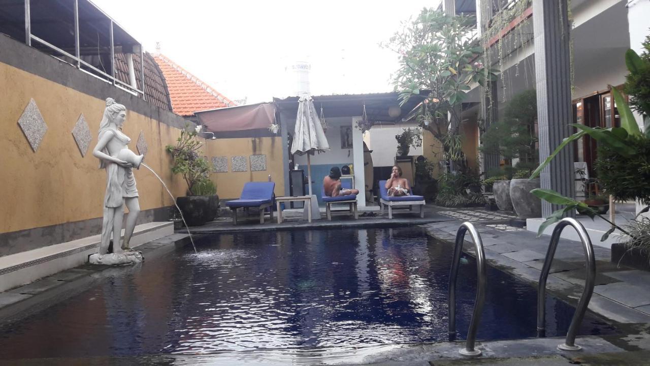 Sanata Yoga Guesthouse Canggu Buitenkant foto