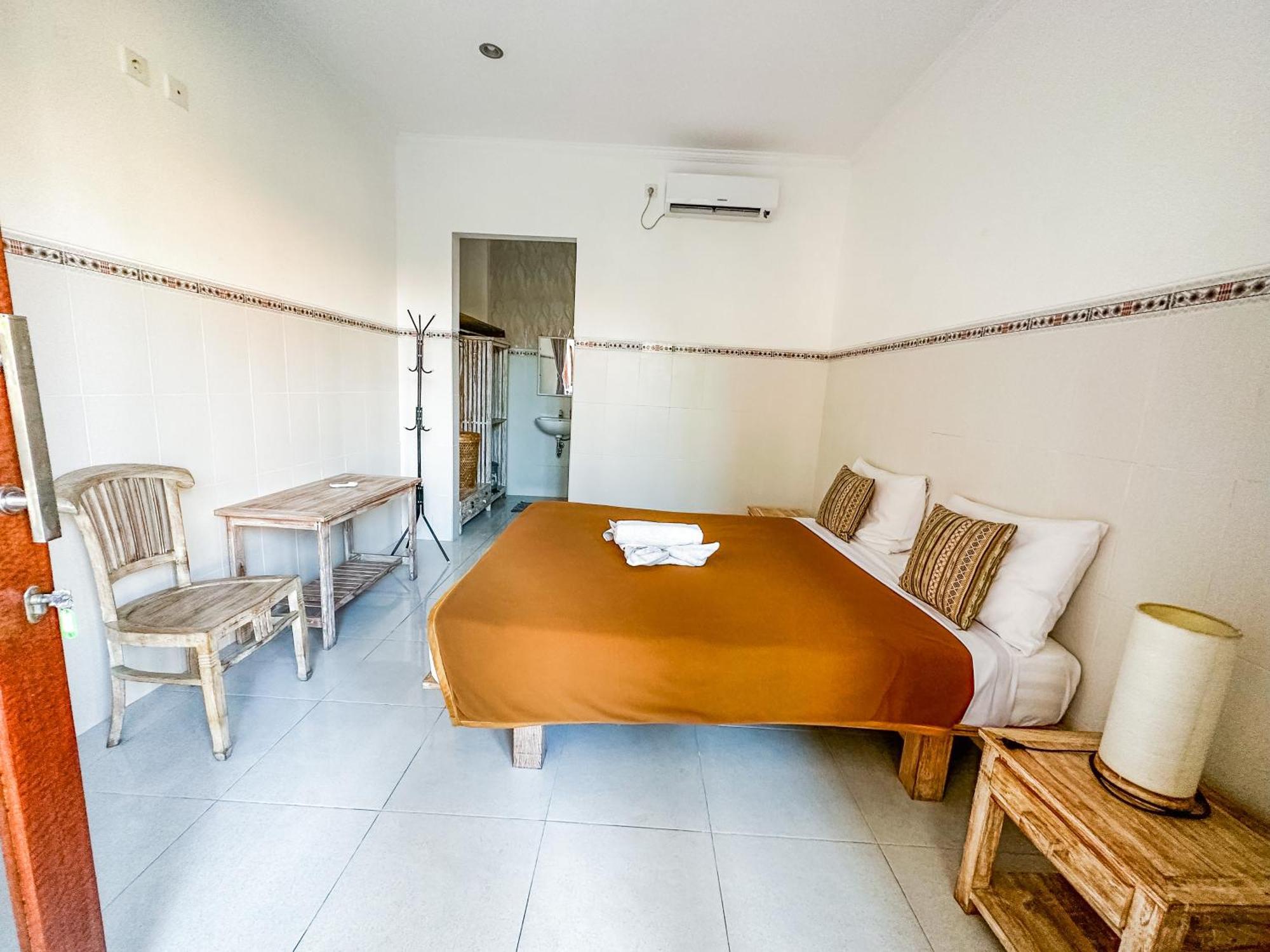 Sanata Yoga Guesthouse Canggu Buitenkant foto
