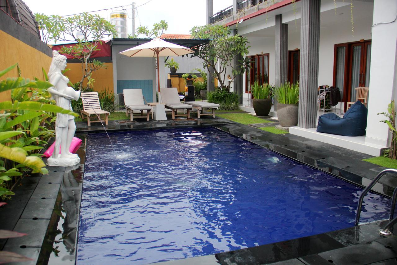 Sanata Yoga Guesthouse Canggu Buitenkant foto